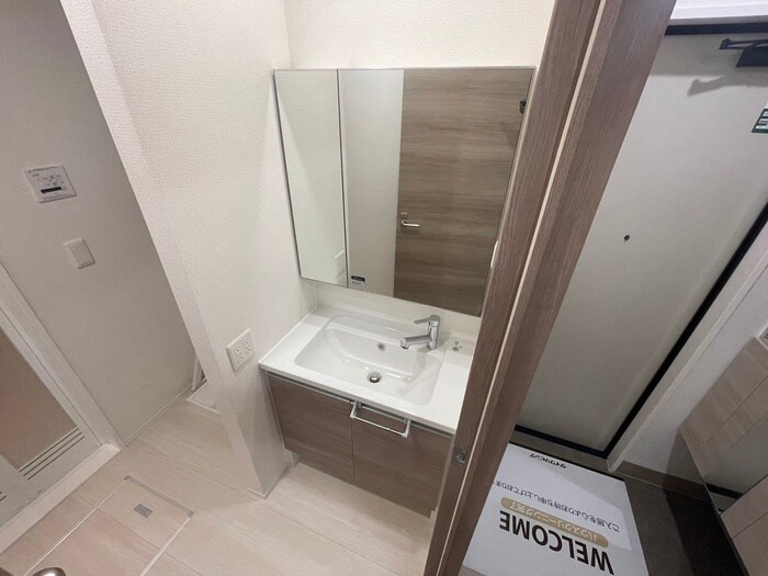 物件内観写真12　(洗面)