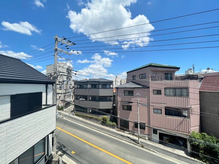 物件内観写真17　(室内からの展望)