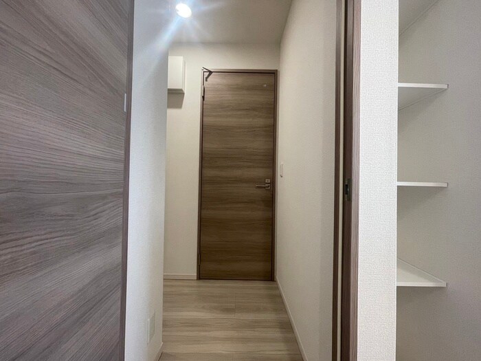 物件内観写真19　(廊下)