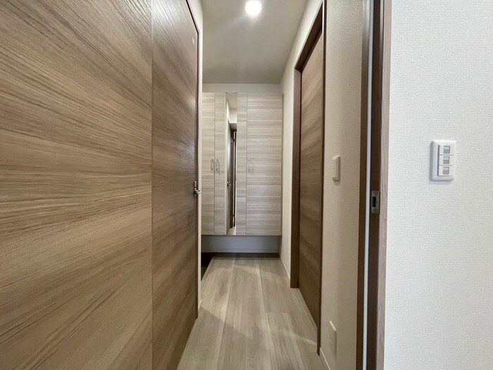 物件内観写真20　(廊下)