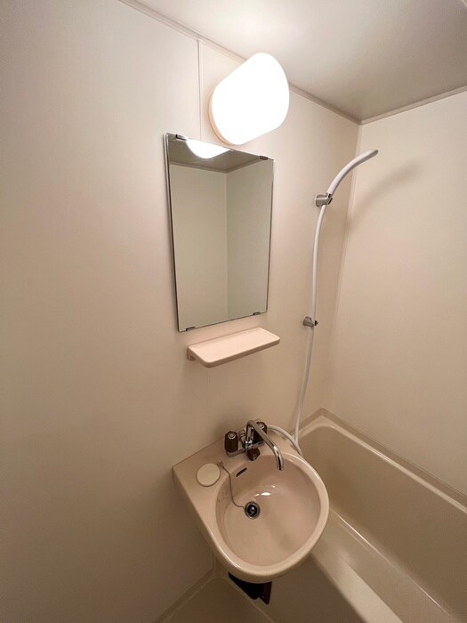 物件内観写真19　(洗濯機置場)