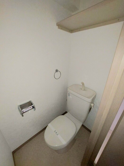 物件内観写真11　(トイレ)