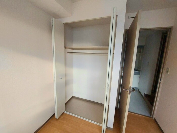 物件内観写真12　(収納)