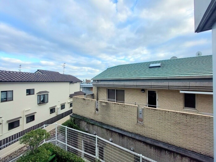 物件内観写真17　(室内からの展望)