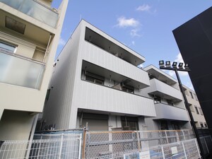 ヘーベルメゾン小松西町西棟外観写真