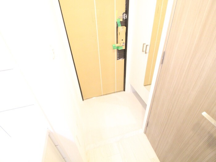 物件内観写真19　(玄関)