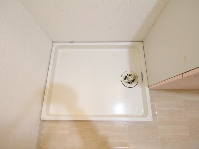 物件内観写真17　(洗濯機置場)