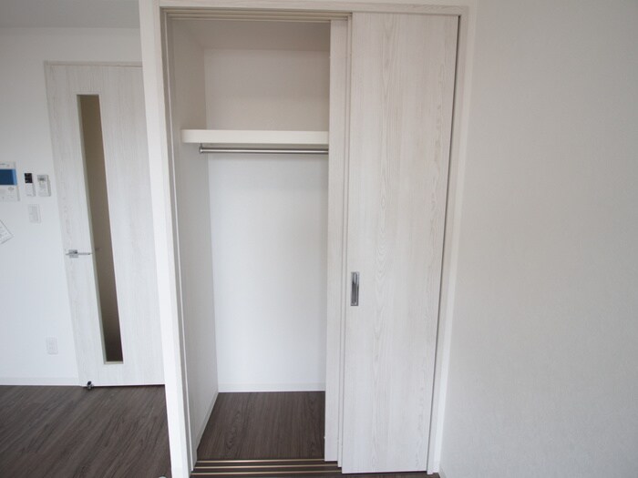 物件内観写真18　(収納)
