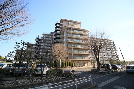 ロ－レルハイツ千里五号棟(1107)外観写真