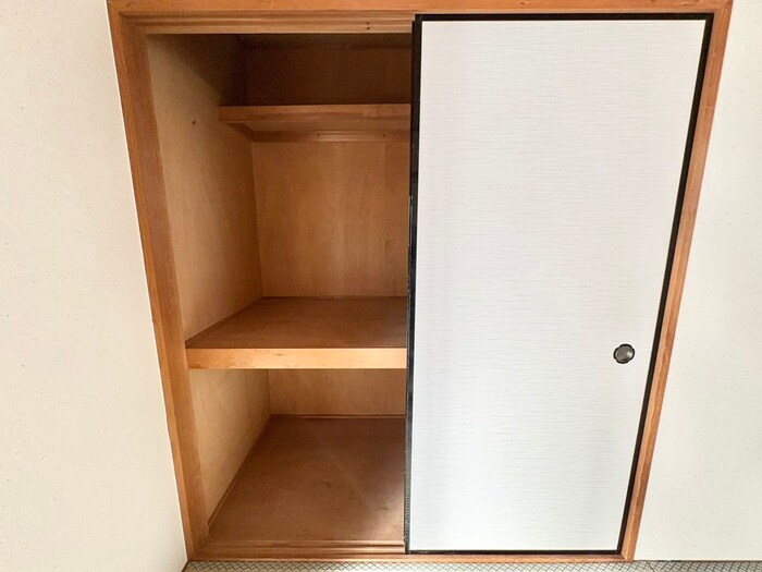 物件内観写真14　(収納)