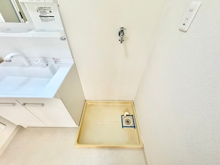 物件内観写真19　(洗濯機置場)