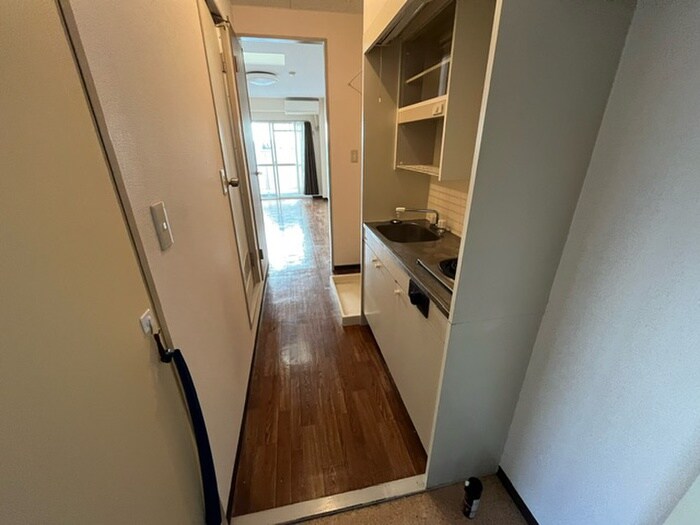 物件内観写真18　(廊下)