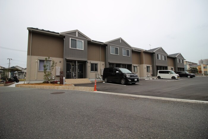 物件外観写真2　(外観写真)