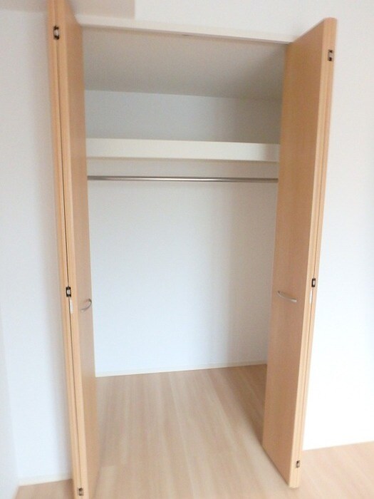物件内観写真13　(収納)