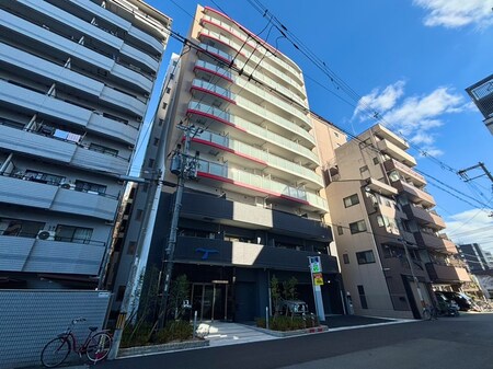 セレニテ難波ミラク弐番館外観写真