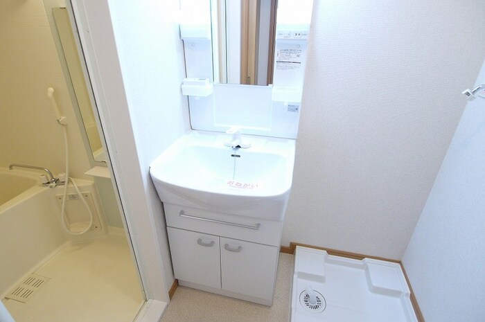 物件内観写真12　(洗面)