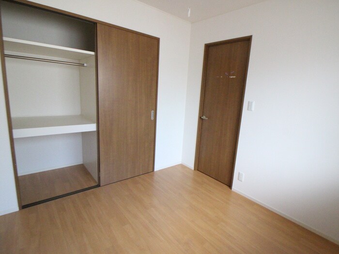 物件内観写真15　(居室)