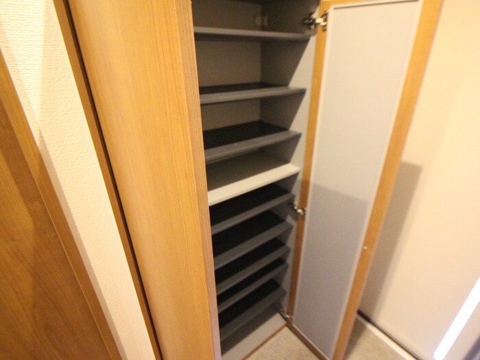 物件内観写真19　(靴箱)