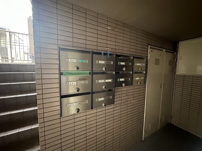 物件外観写真4　(建物設備)