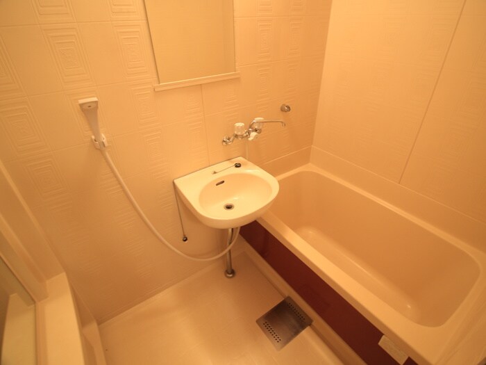 物件内観写真10　(バス／シャワールーム等)