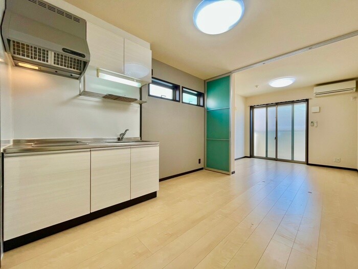 物件内観写真8　(居室)