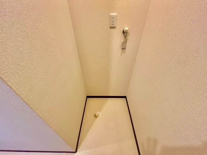 物件内観写真12　(廊下)