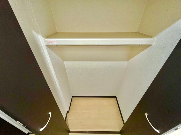 物件内観写真15　(収納)