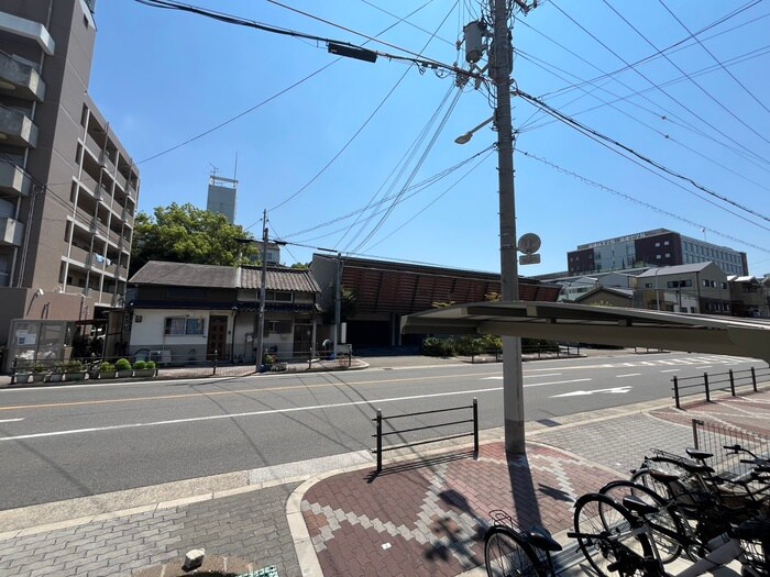 物件内観写真22　(室内からの展望)