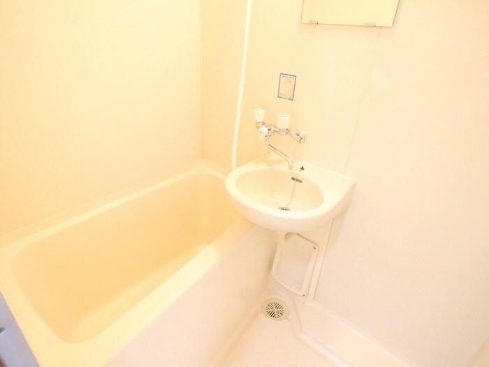 物件内観写真12　(バス／シャワールーム等)