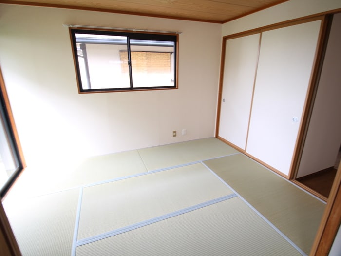 物件内観写真11　(居室)