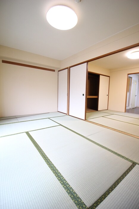 物件内観写真9　(居室)