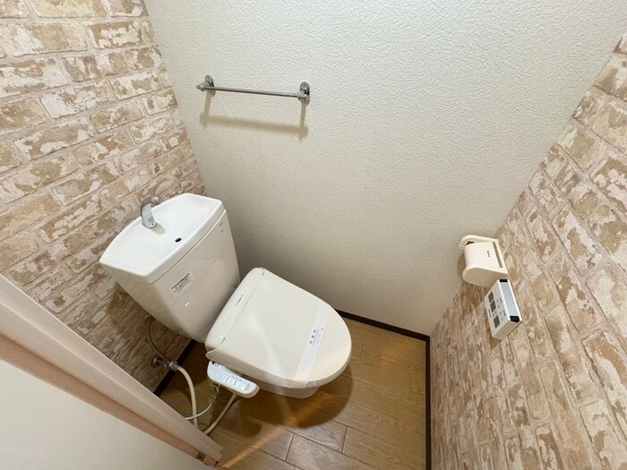 物件内観写真10　(トイレ)