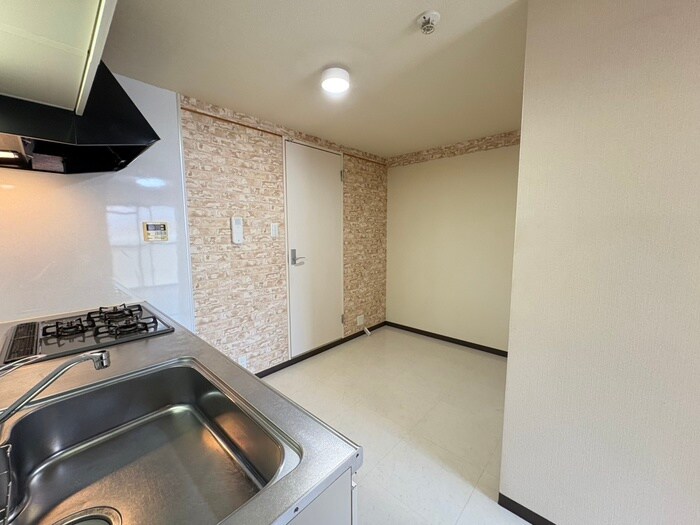 物件内観写真14　(居室)