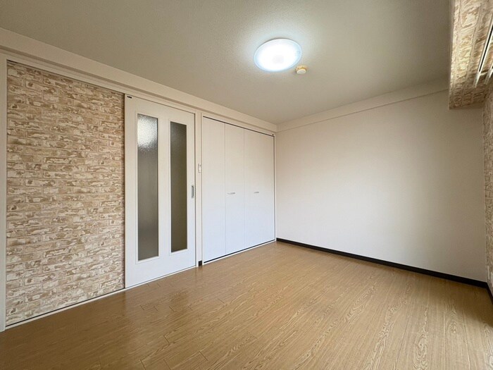 物件内観写真16　(居室)