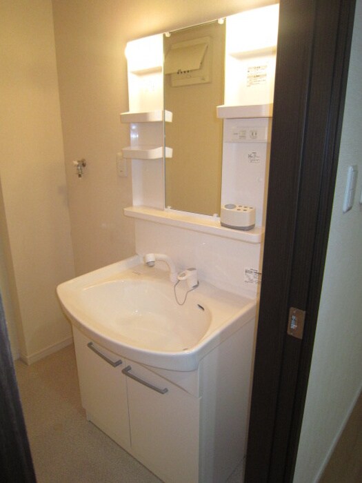 物件内観写真16　(洗面)