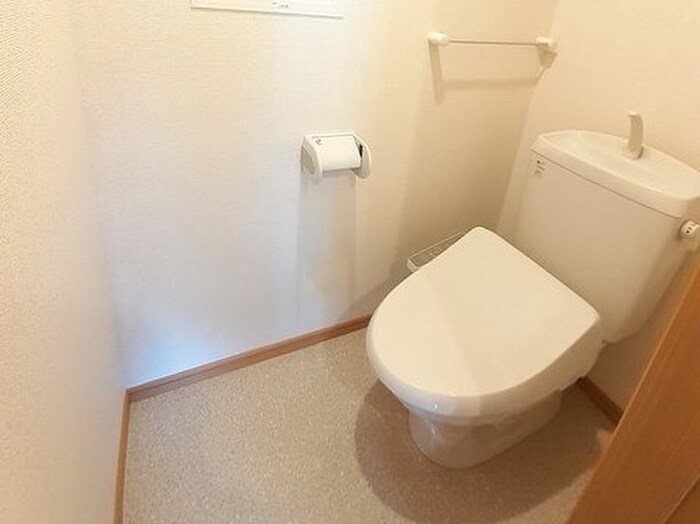 物件内観写真14　(トイレ)