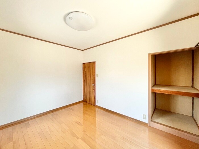 物件内観写真12　(居室)