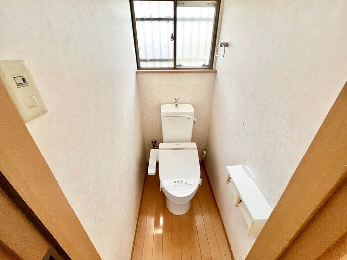 物件内観写真17　(トイレ)