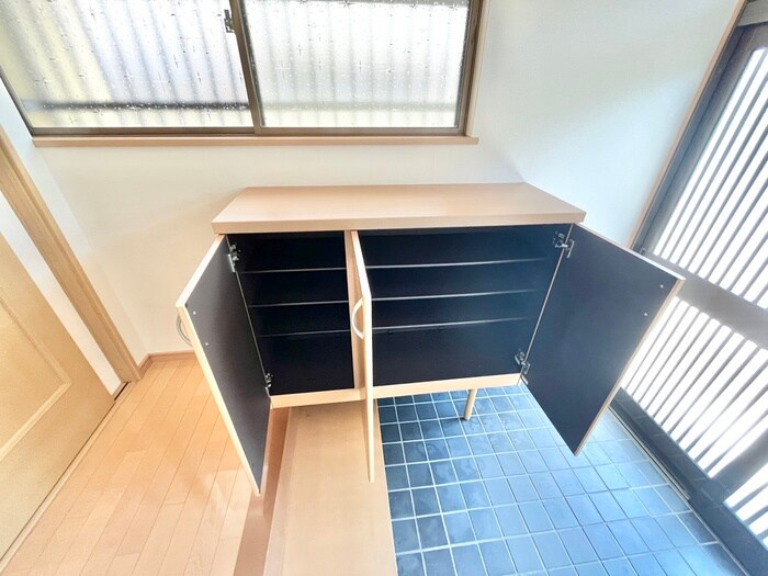 物件内観写真19　(靴箱)
