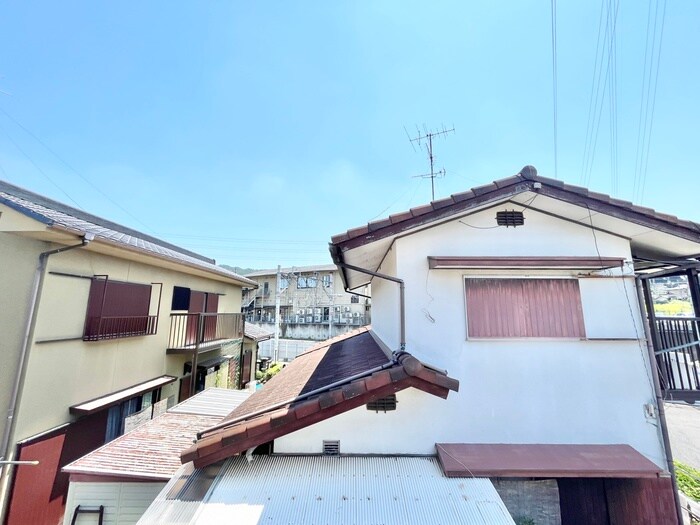 物件内観写真22　(室内からの展望)