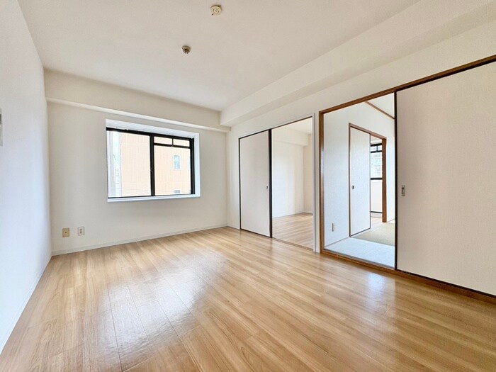 物件内観写真21　(居室)