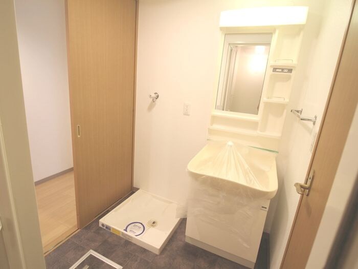 物件内観写真12　(洗面)