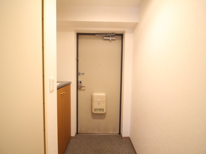物件内観写真21　(玄関)
