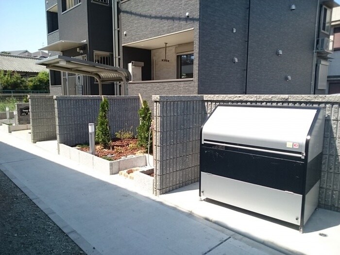 物件外観写真4　(外観写真)