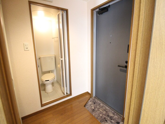 物件内観写真7　(廊下)