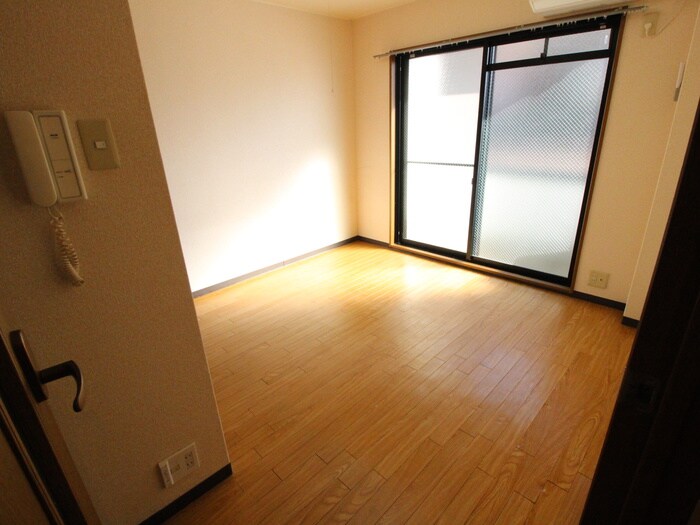 物件内観写真13　(廊下)