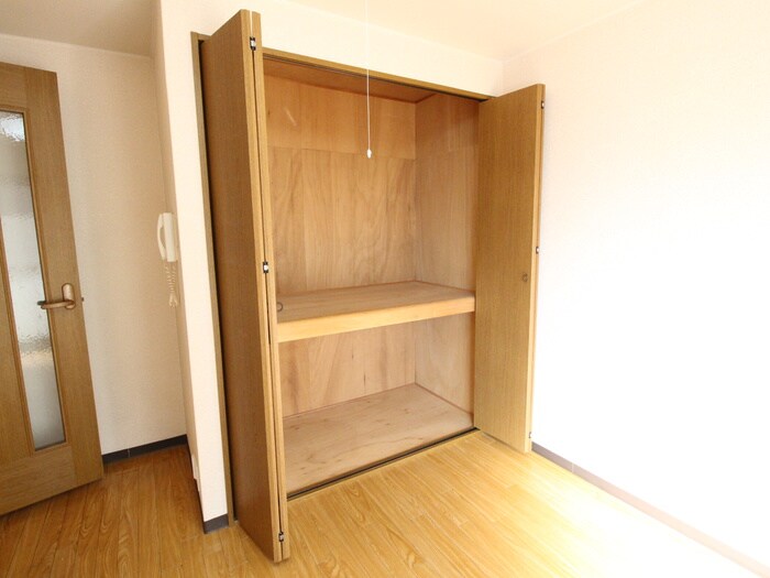 物件内観写真14　(収納)