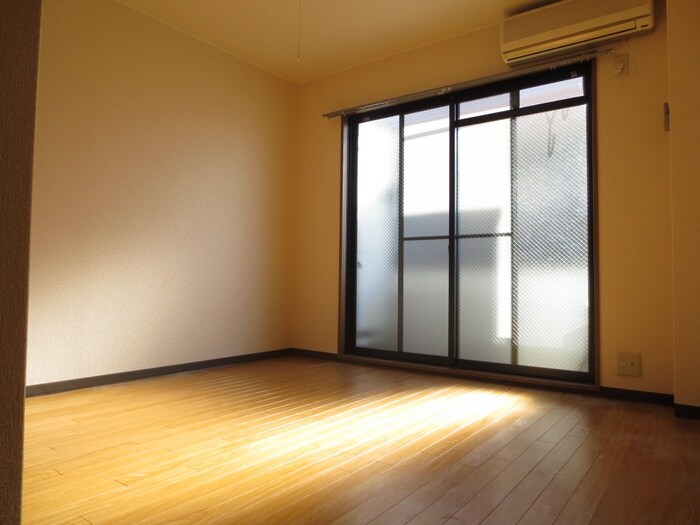 物件内観写真19　(居室)