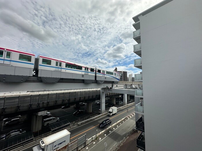 物件内観写真19　(室内からの展望)