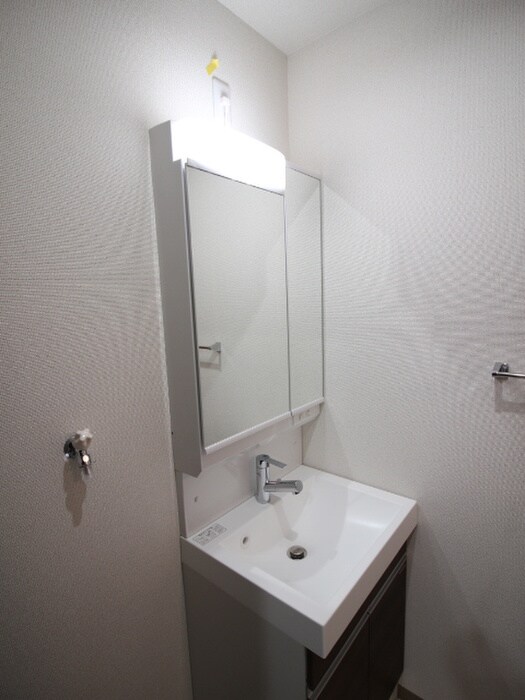 物件内観写真12　(洗面)